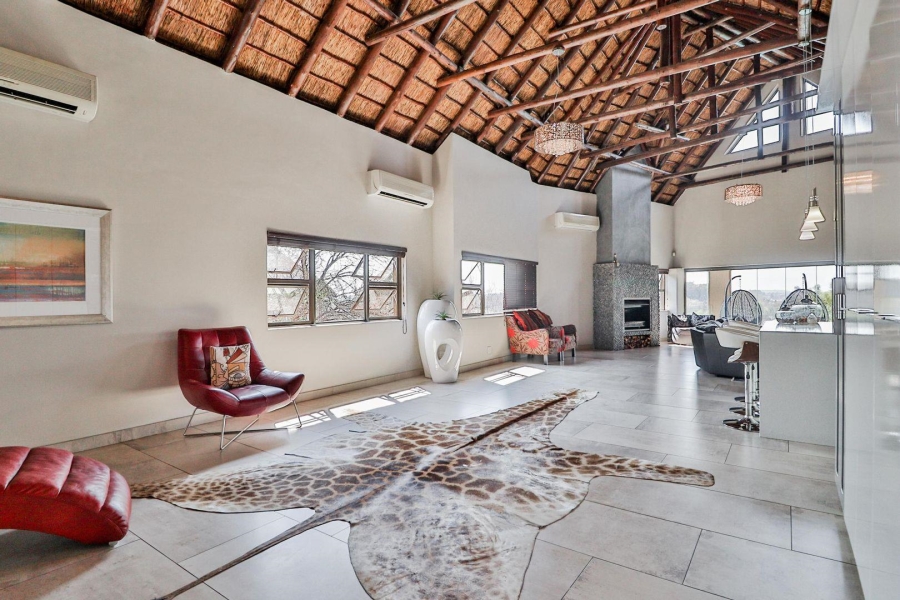 4 Bedroom Property for Sale in Boschenvaal River Front Lodges Free State